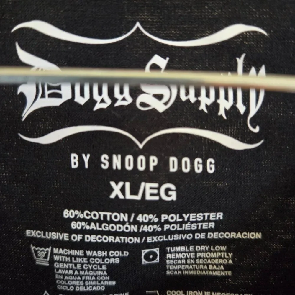 Snoop Dogg Men's Black Short Sleeve Graphic T-Shirt - Picture 3 of 3